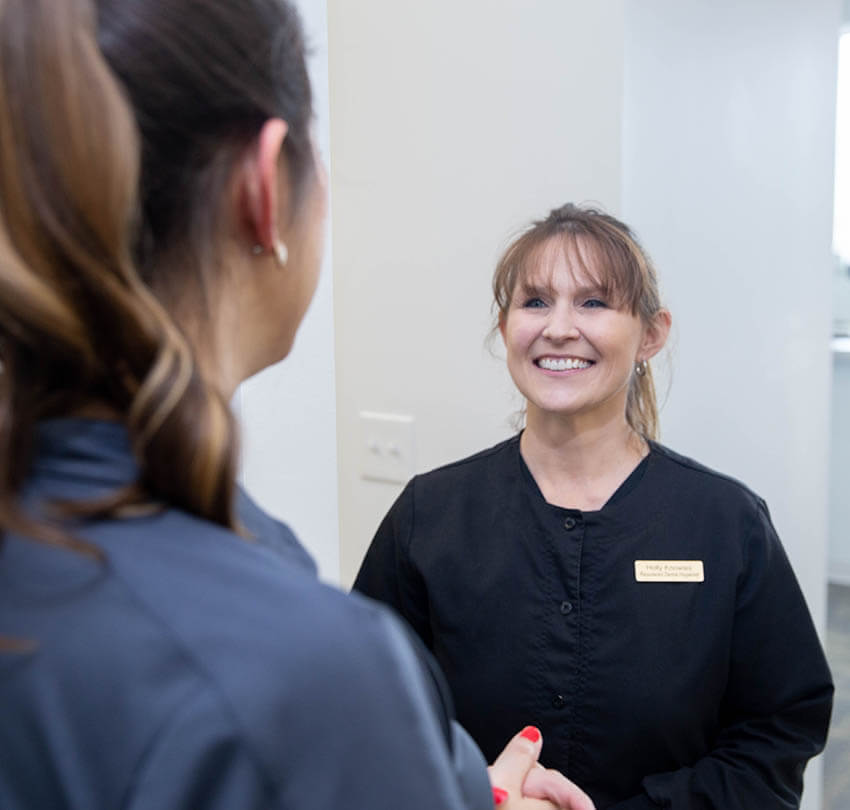 Keep Your Jaw Healthy With Dental Implants in Hollywood Park
