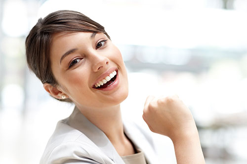 Complete Your Fall Smile Makeover Before the Season’s Events